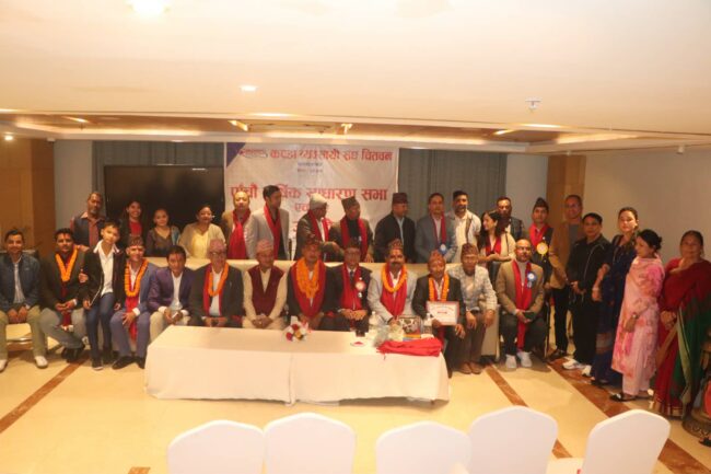 कपडा व्यवसायी संघ चितवनमा  श्रेष्ठको नेतृत्व