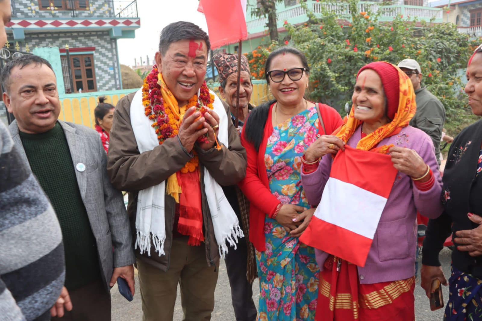 “पाँच दशकको संघर्ष, नयाँ पुस्ताको भरोसाः परिवर्तन बुझ्ने अनुभवी नेता टेकप्रसाद गुरुङ”