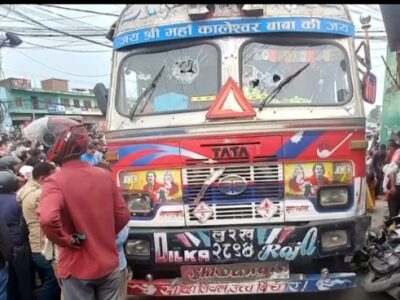 रत्ननगरमा तेल ट्याङ्करको ठक्करबाट एक महिलाको मृत्यु